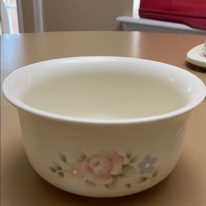 Pfaltzgraff small bowl tea rose